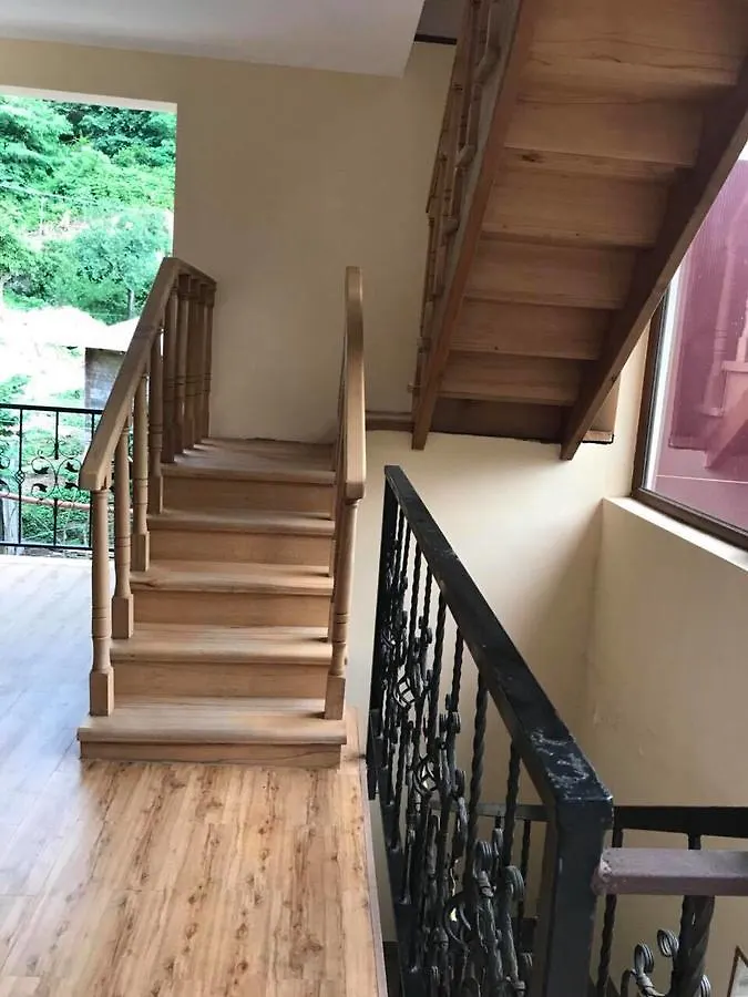 באטומי Lela'S Guest House